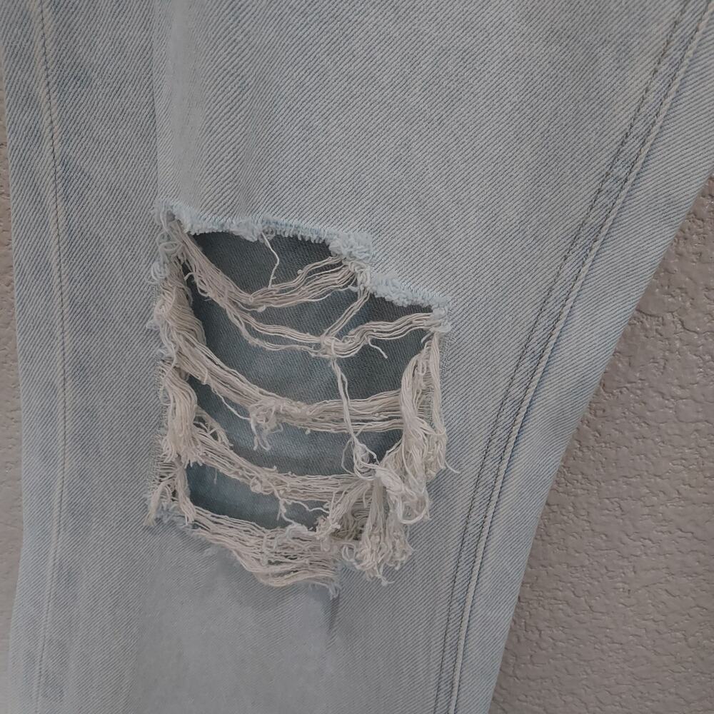 NEW Vervet Light Wash 90's Vintage Flare Jeans Size 28 - Picture 7 of 13